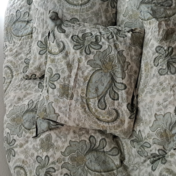 Pottery Barn Bedding Pottery Barn Queen Size Duvet Cover With 2 Matching Euro Shams Poshmark
